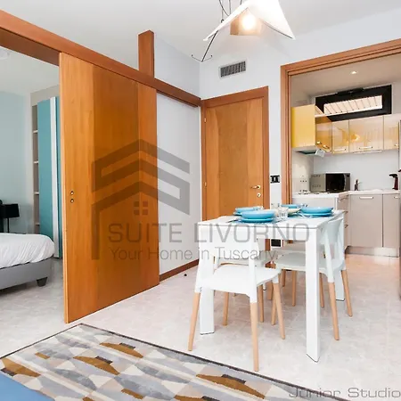Apartment Suites Marilia Apartments - Suite Livorno Holiday Home Group *